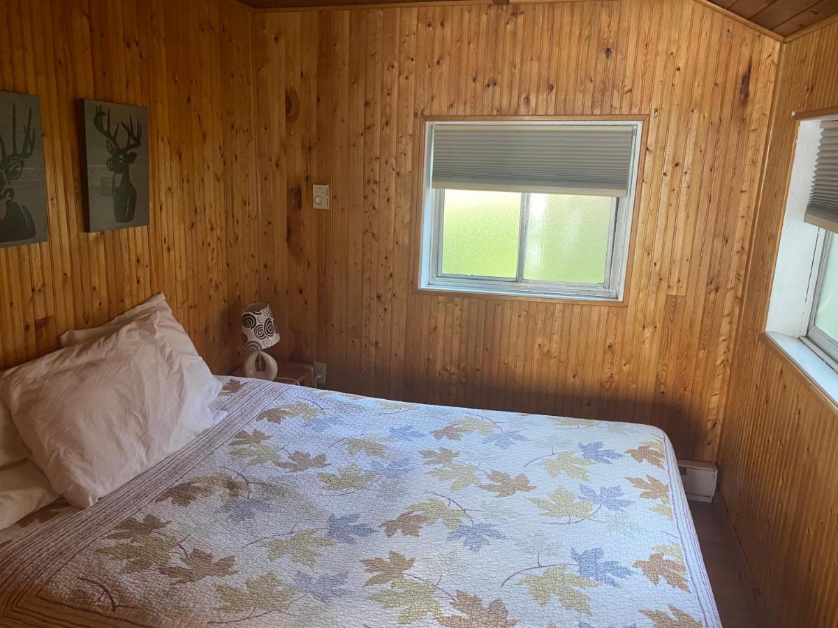 Merland Park Cottages And Motel พิกทัน ภายนอก รูปภาพ