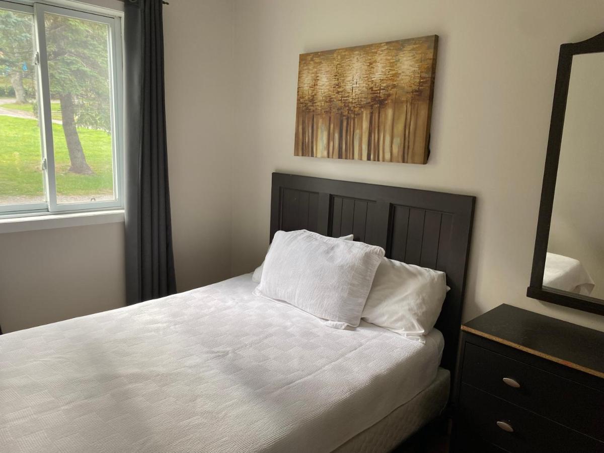 Merland Park Cottages And Motel พิกทัน ภายนอก รูปภาพ